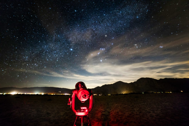 Meet the Guy Who Left the SETI Institute to Talk to Aliens